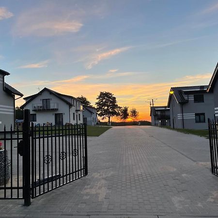 Apartamenty Pod Sosnami Sarbinowo Exteriér fotografie